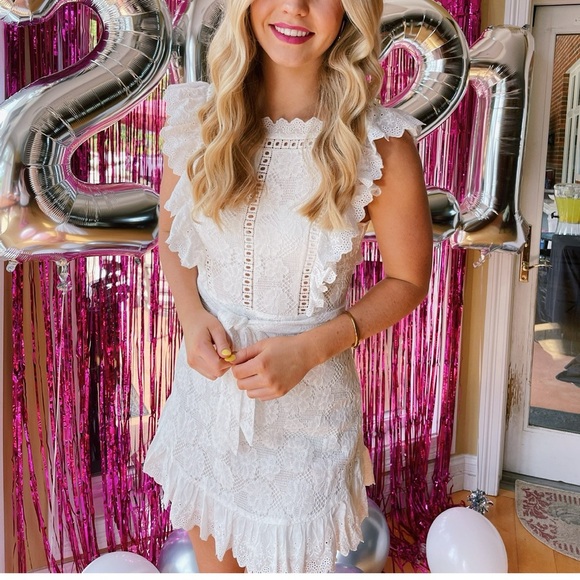 Selfie Leslie White Lace Ruffle Mini Dress Belt Loops - Picture 16 of 16